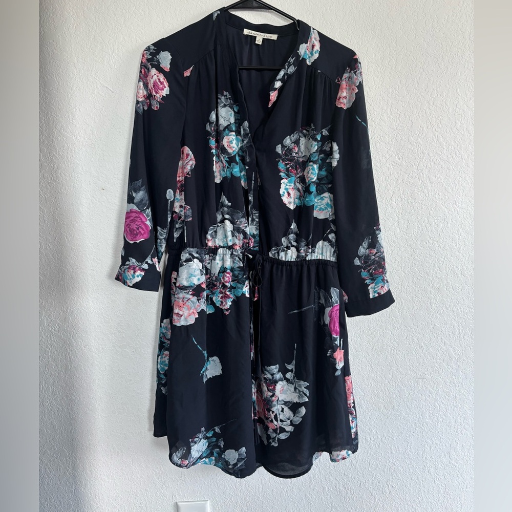 daniel rainn, dress, medium floral navy
